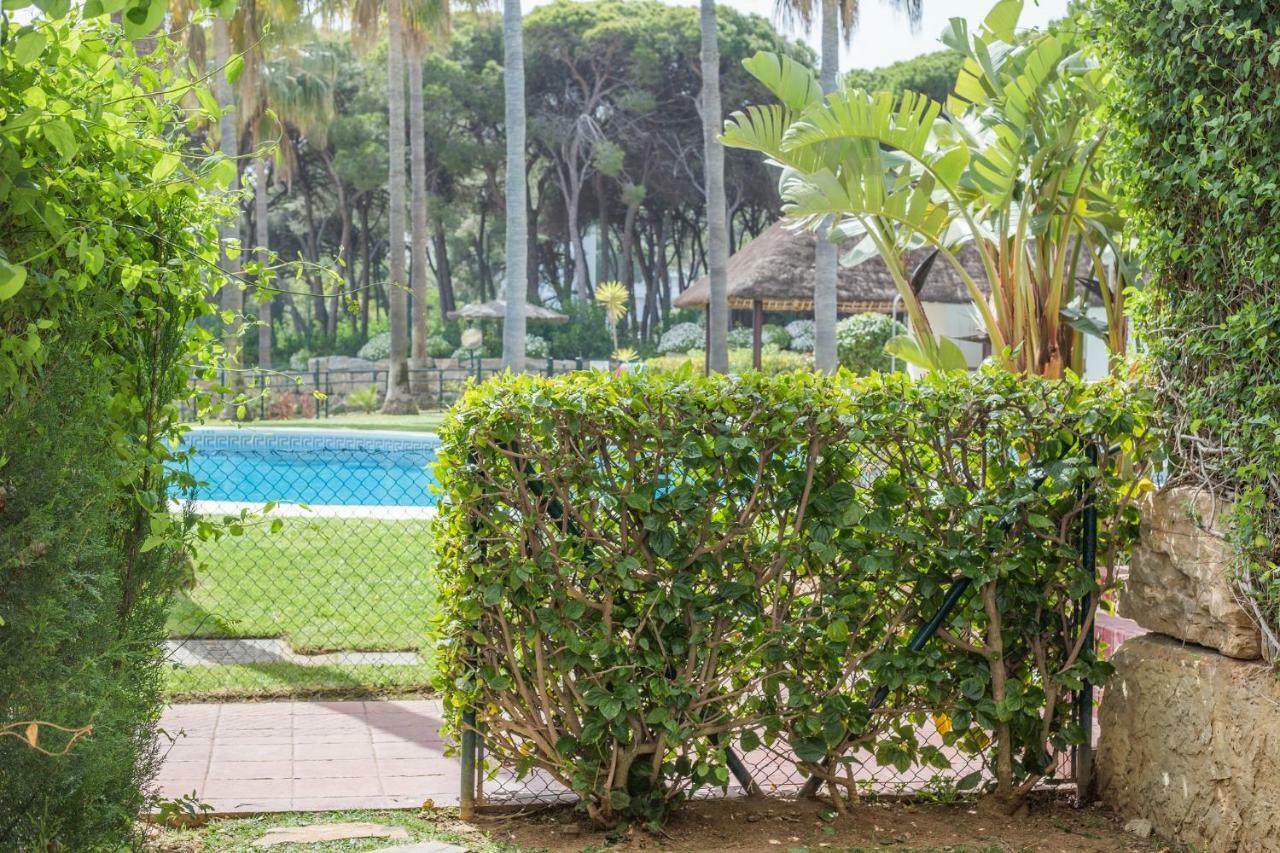 1Br Beachfront Complex - Mi Capricho Sitio de Calahonda Екстериор снимка
