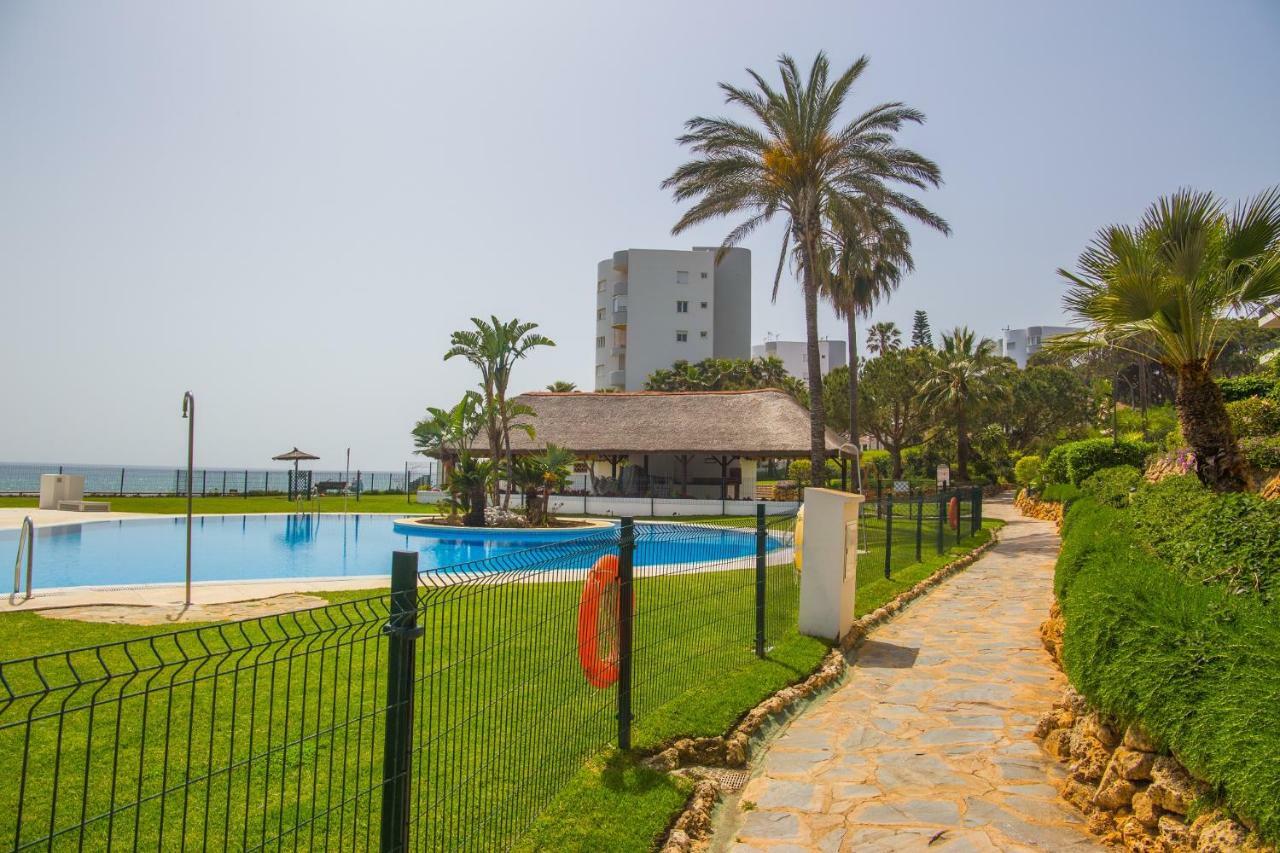 1Br Beachfront Complex - Mi Capricho Sitio de Calahonda Екстериор снимка